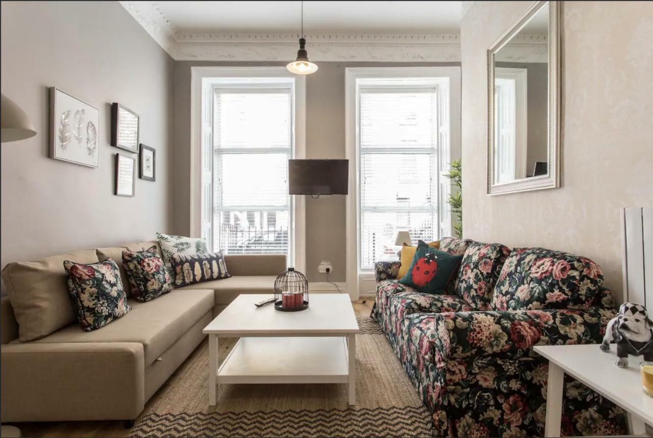 New Georgian Self-catered At The Spire Apartment *
