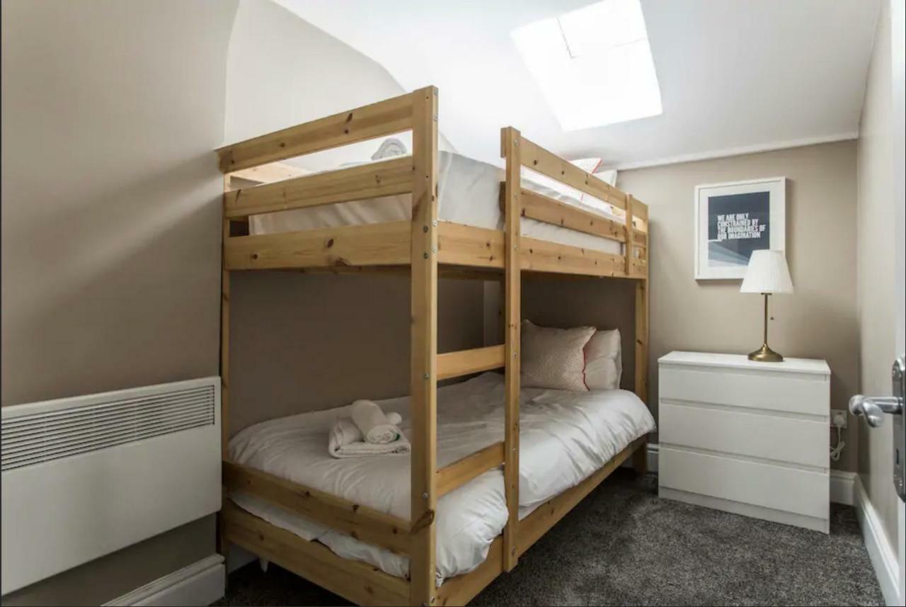 New Georgian Self-catered At The Spire Apartment