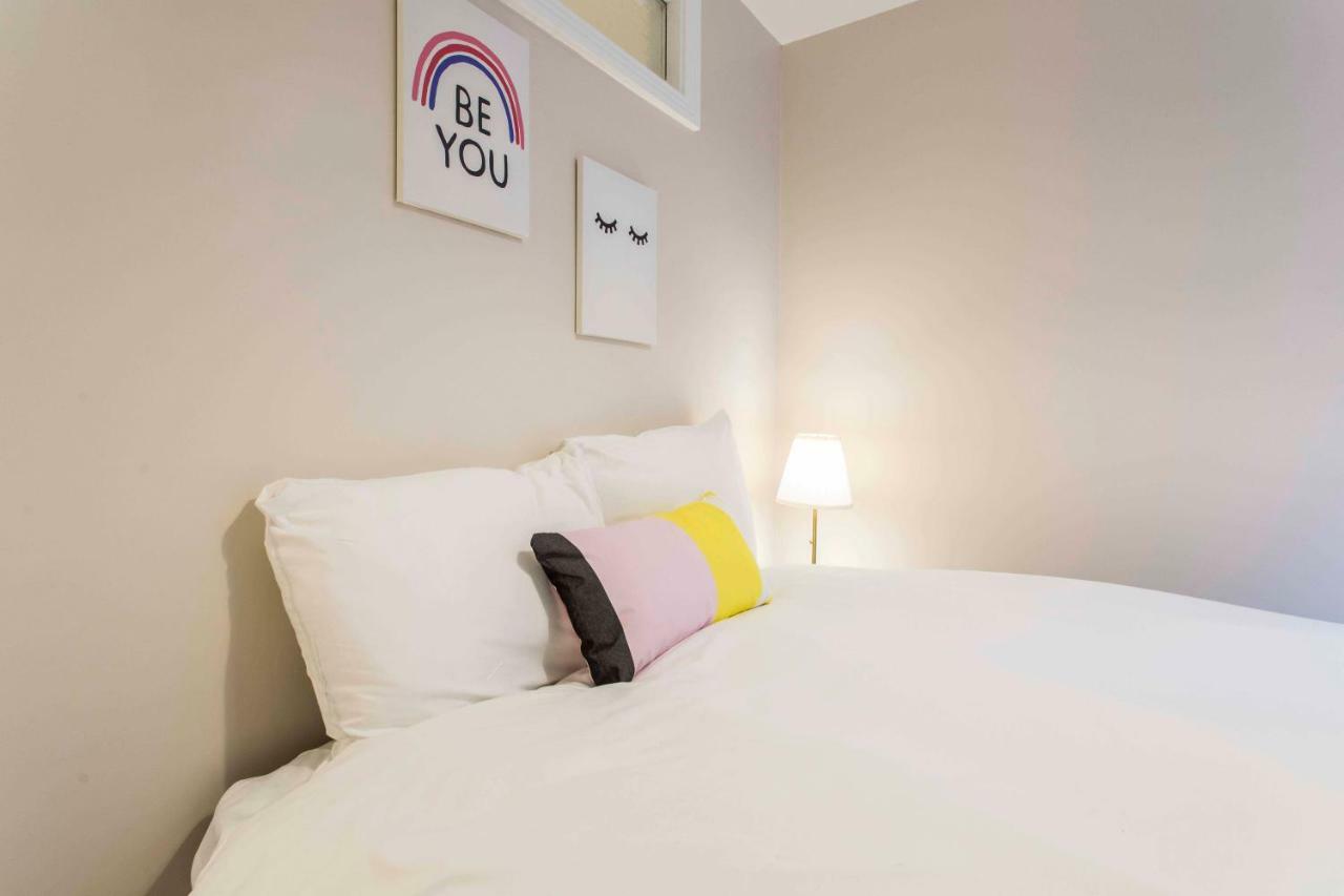 New Georgian Self-catered At The Spire Apartment Dublin